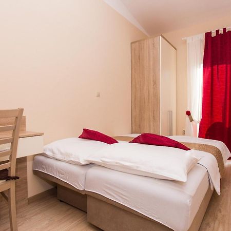 Apartments Polonijo Baska  Room photo