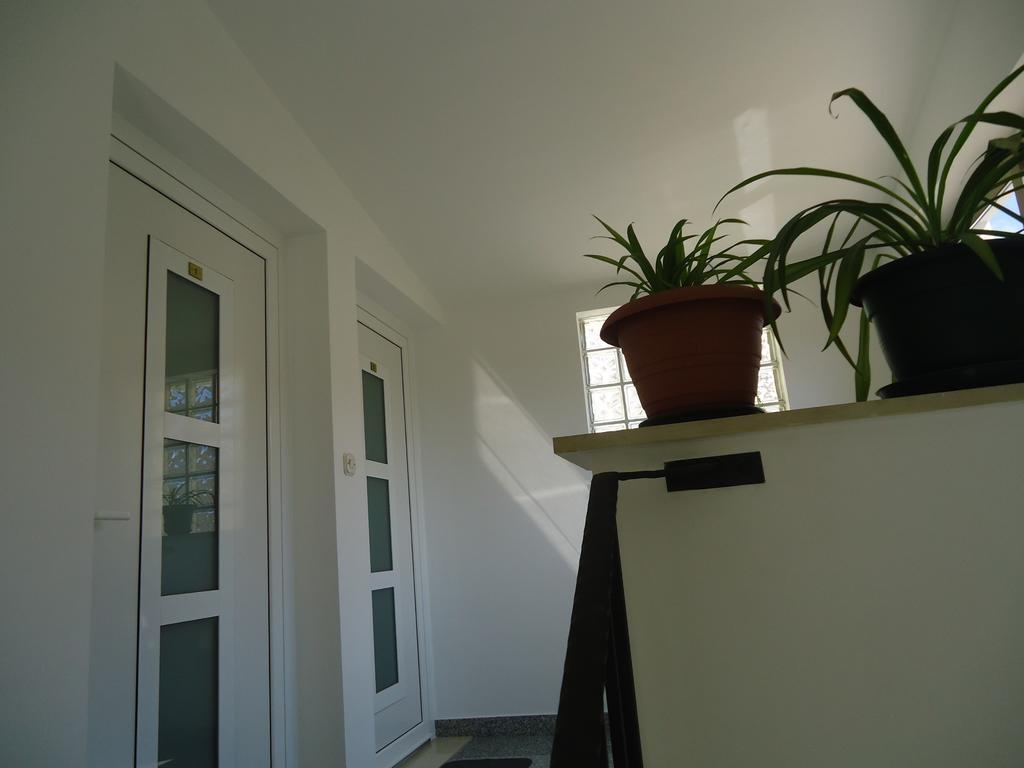 Apartments Polonijo Baska  Exterior photo