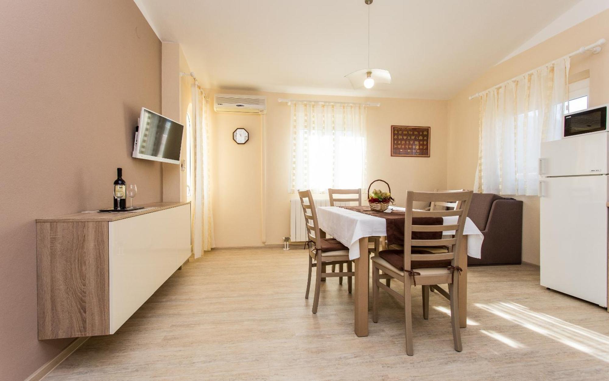 Apartments Polonijo Baska  Room photo