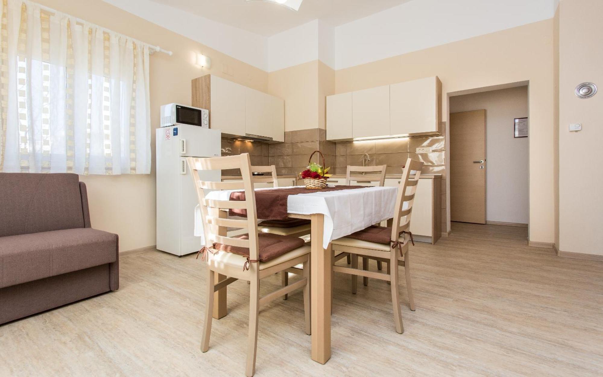 Apartments Polonijo Baska  Room photo