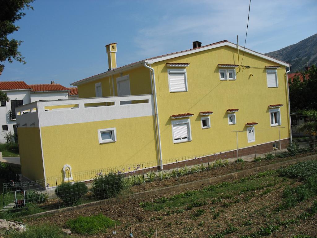 Apartments Polonijo Baska  Exterior photo