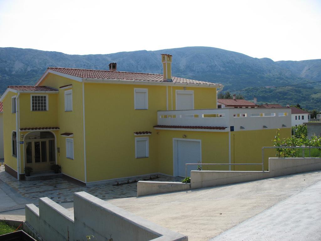 Apartments Polonijo Baska  Exterior photo